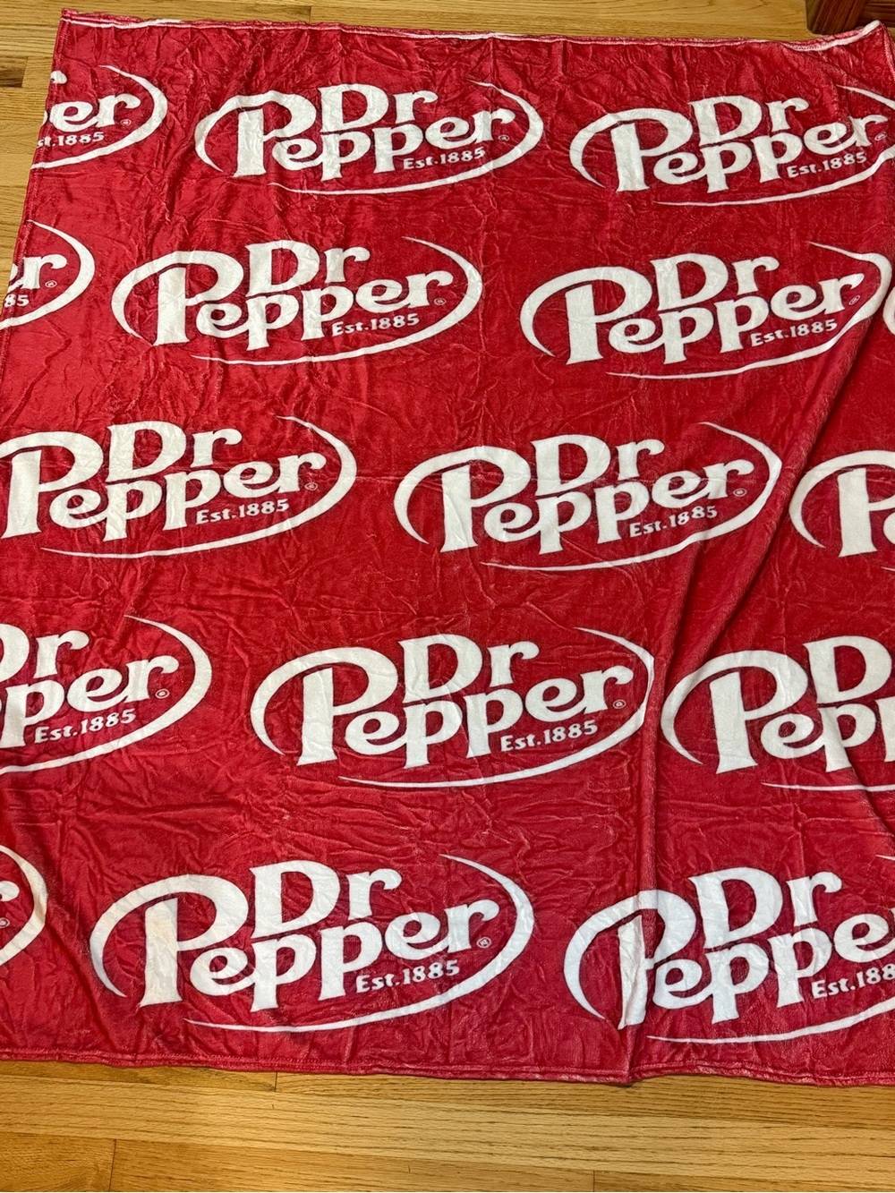Dr Pepper Red Logo Plush Throw Blanket - Bold Branded Ultra soft